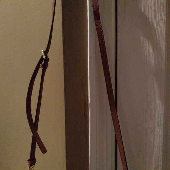 Handbag - Picture 4 of 5